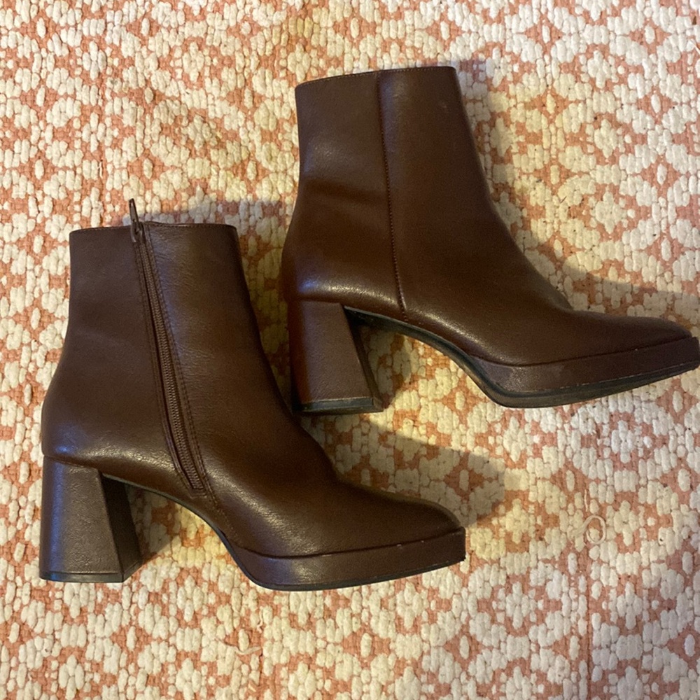 Chinese Laundry booties